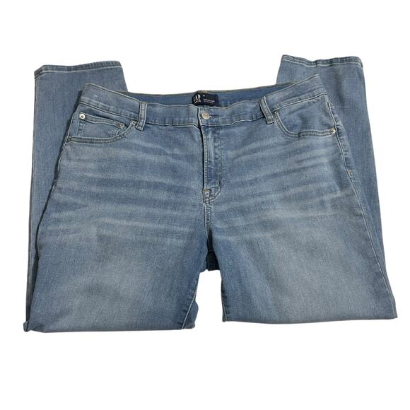 Gap Denim Womens Jeans Size 33 Girlfriend High Rise Zip Fly Light Wash Denim - Picture 4 of 11